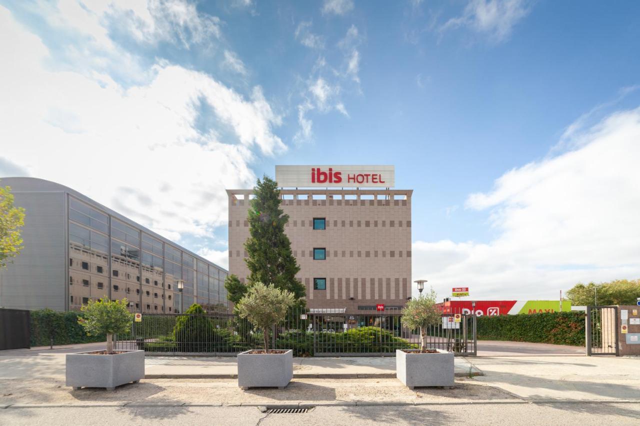 Ibis La Garena Hotel 3*